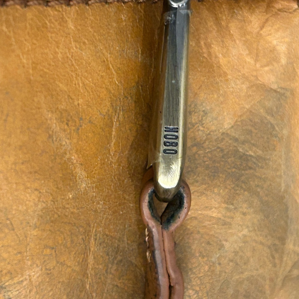 Hobo Drifter, a leather crossbody bag vintage-style smooth leather - Picture 11 of 16